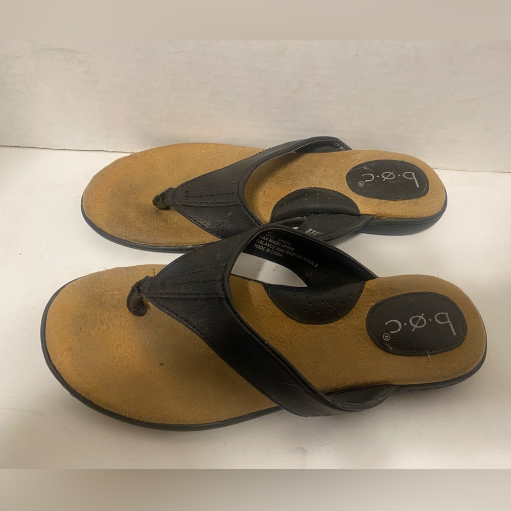 Born b.o.c. Black Shoes flip flop sandals